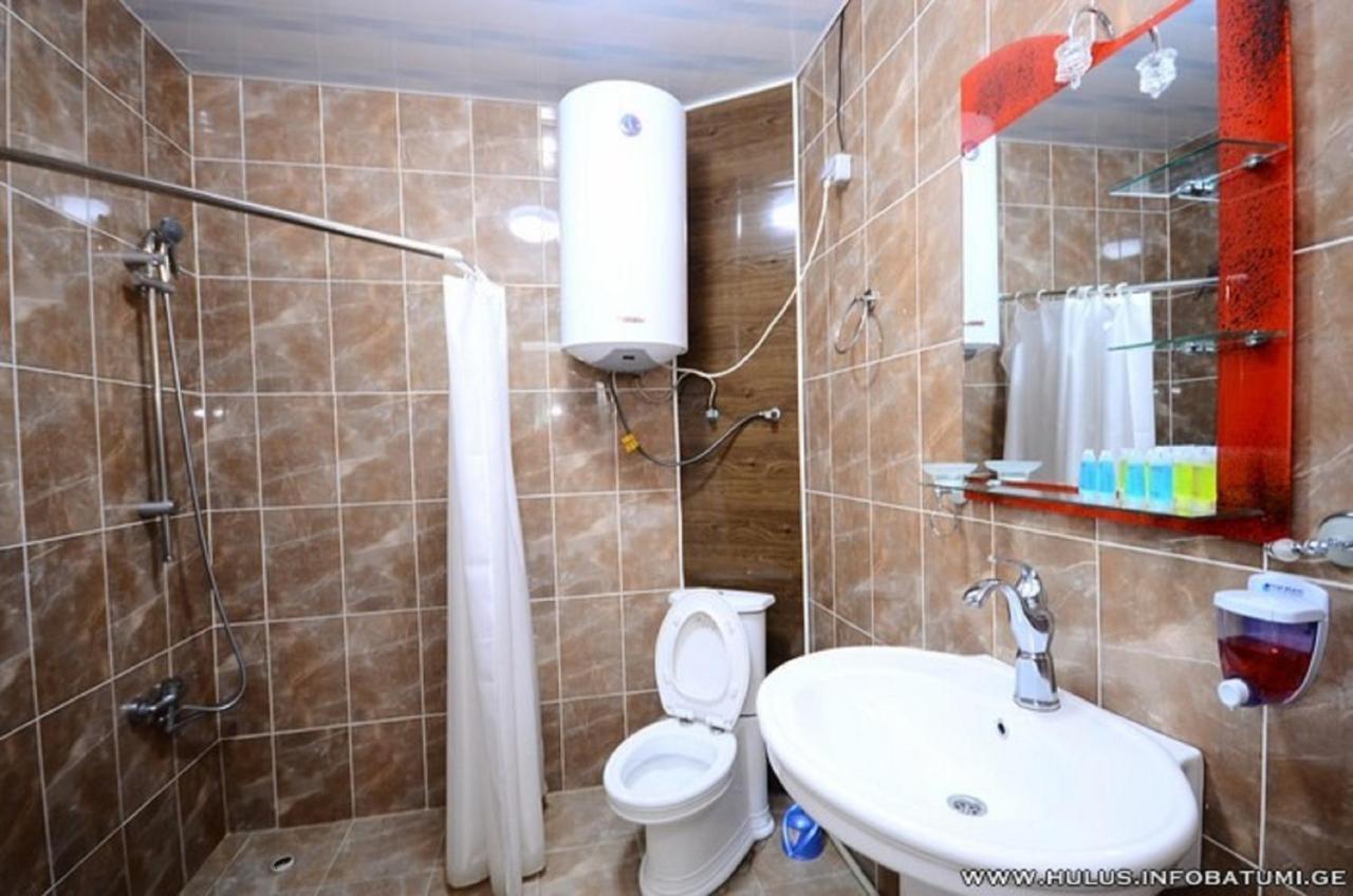 Hulus Hotel 마킨자우리 외부 사진