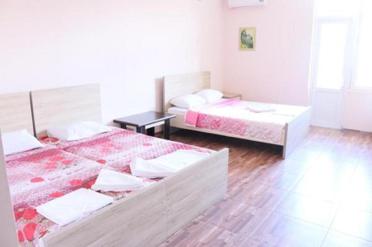 Hulus Hotel 마킨자우리 외부 사진